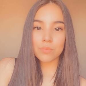 Meet your Posher, Alejandra